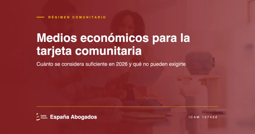 Pareja revisando documentos económicos para la tarjeta de familiar de ciudadano de la Unión